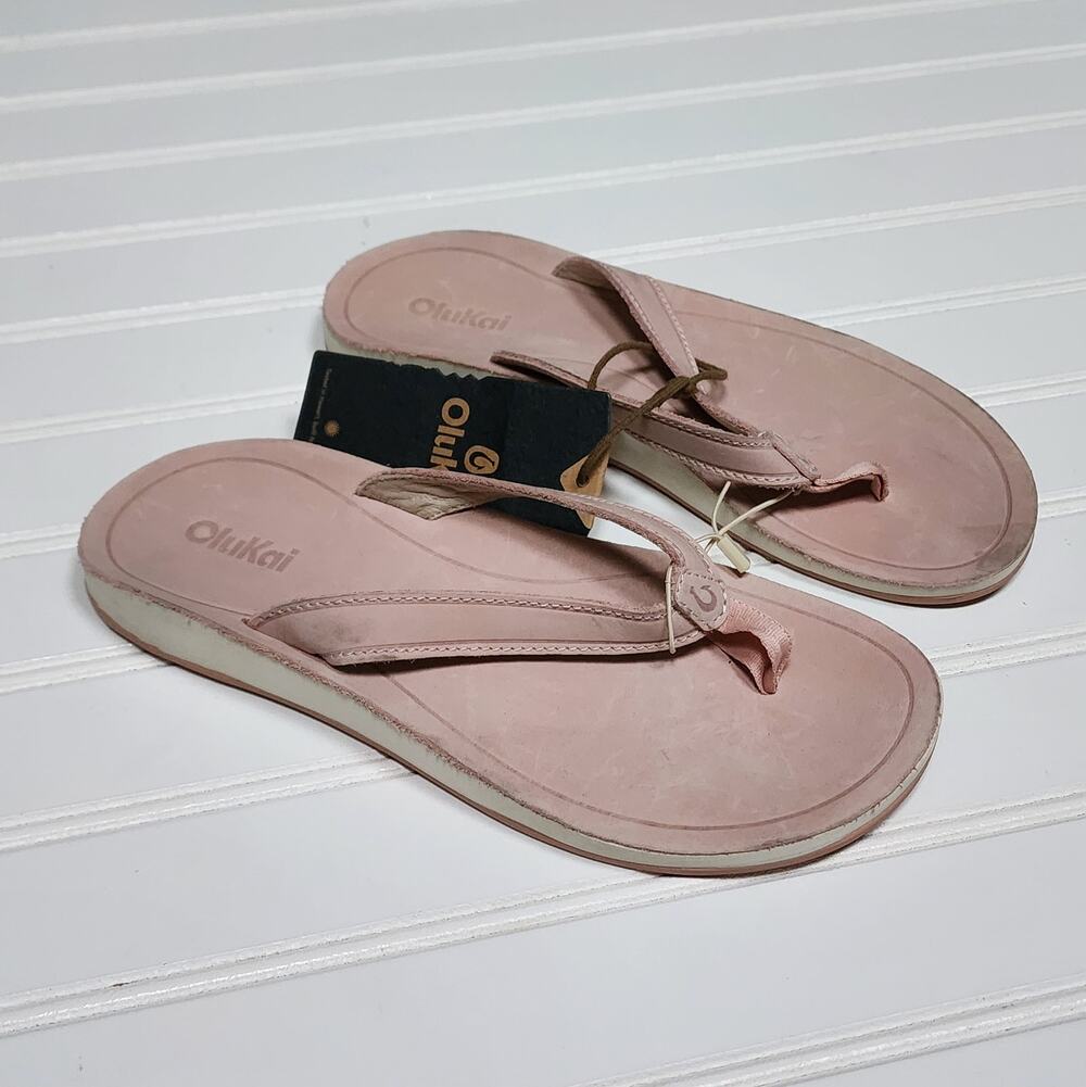 NWT OluKai Southshore Women's Leather Flip Flop Sandals Size 6 Soft Pink